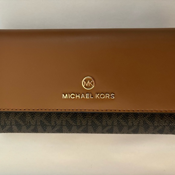 EUC Michael Kors Jet Set Charm Monogram Large Tri Fold Wallet Brown/Acorn - Picture 3 of 9